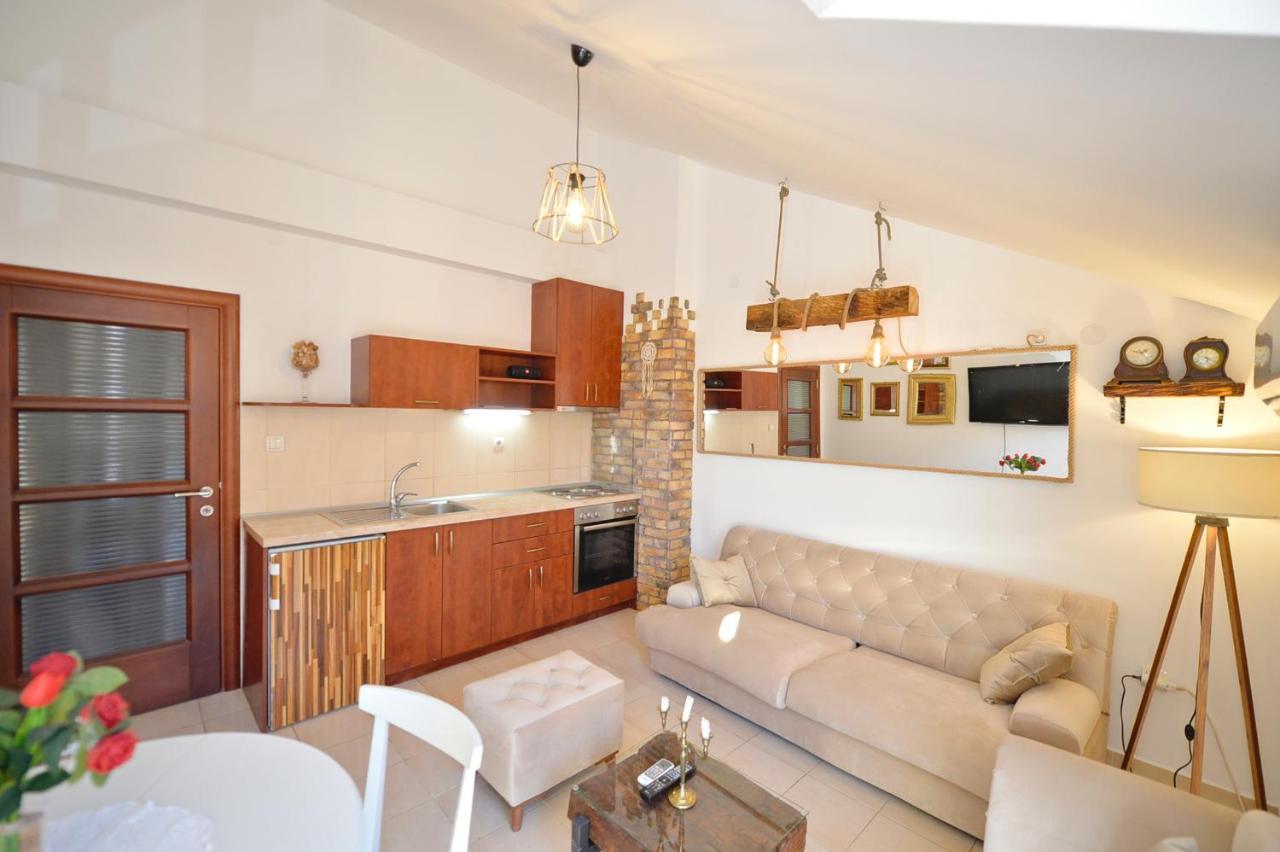 Stylish Apartment 22 Kotor Luaran gambar