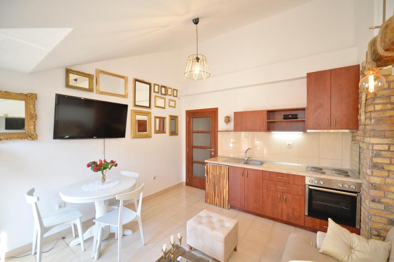 Stylish Apartment 22 Kotor Luaran gambar